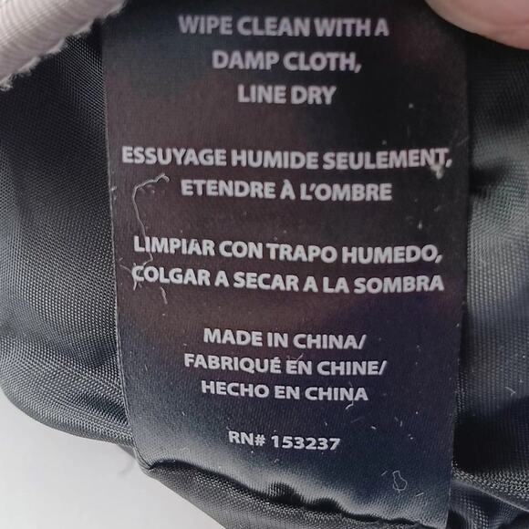 THINK ROYLN #lifeonthefly The Original Bum Bag (Crossbody Bag) - Picture 7 of 9